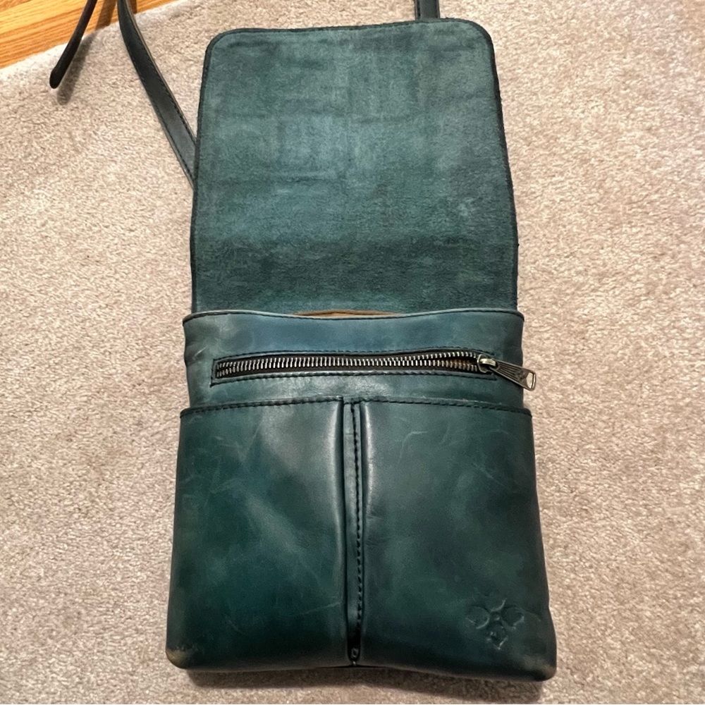 Patricia Nash Granada Green Woven Distressed Leather Messenger Crossbody Bag - Picture 4 of 15